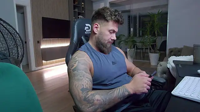 UbbeViking online show from January 2025 06:46:01 PM