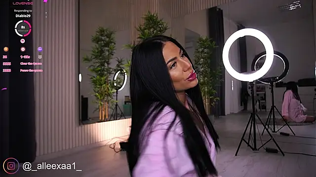 Abbela White online show from March 2025 06:21:02 AM