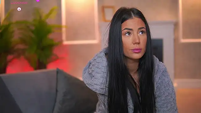 Abbela White online show from September 2025 06:35:01 AM