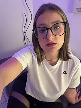 Megan lu2 online show from February 2026 02:45:01 AM