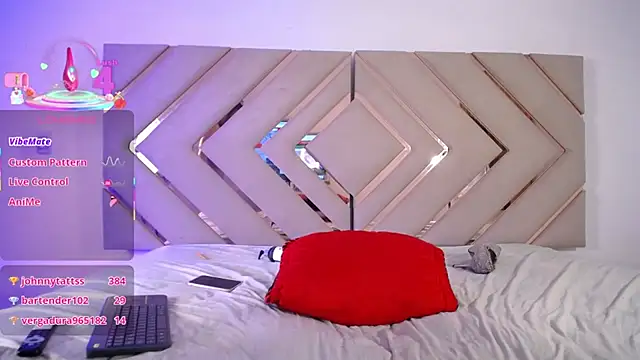 Snapshot of Raven_foxter1 chatting on March 2025 09:14:02 PM Raven foxter1 online show from March 2025 09:14:02 PM