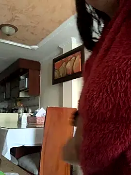 Snapshot of moncerrat_luna chatting on November 2025 09:47:01 PM moncerrat luna online show from November 2025 09:47:01 PM