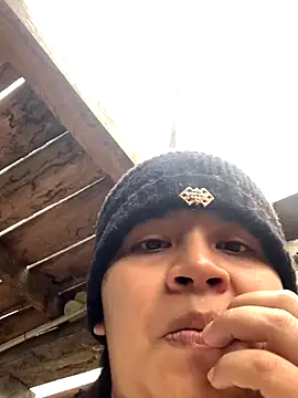 Snapshot of moncerrat_luna chatting on November 2025 07:32:02 PM moncerrat luna online show from November 2025 07:32:02 PM