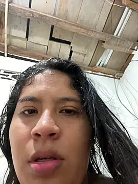 moncerrat luna online show from July 2026 11:35:01 AM