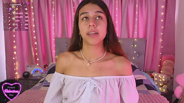 Emiily Scott1 online show from February 2025 02:37:01 PM