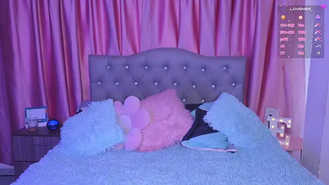 Emiily Scott1 online show from November 2025 09:39:01 PM