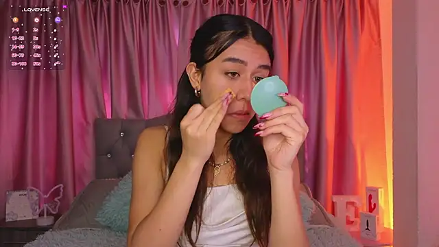 Emiily Scott1 online show from February 2026 02:06:02 PM