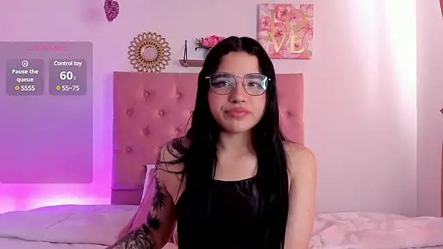 aliice walker  online show from December 2024 03:47:01 PM