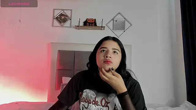 aliice walker  online show from January 2025 12:36:02 PM