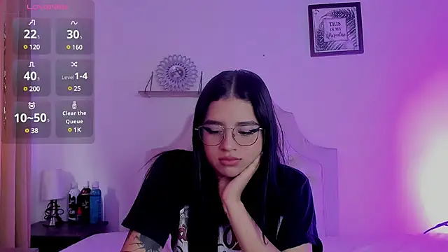 aliice walker  online show from February 2025 03:17:01 PM