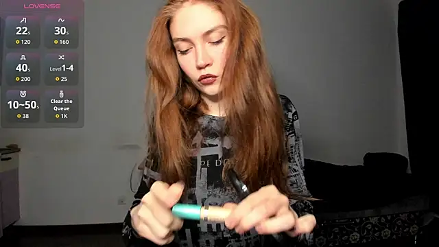 Snapshot of KitsuneRem chatting on September 2025 10:13:01 PM KitsuneRem online show from September 2025 10:13:01 PM