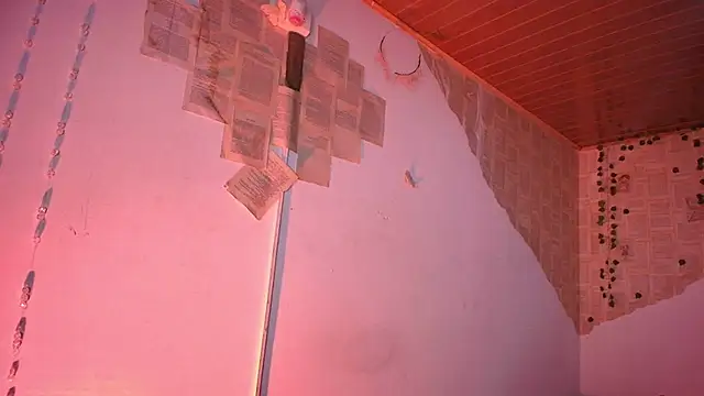 Snapshot of kisstarxxx chatting on September 2025 03:06:01 AM kisstarxxx online show from September 2025 03:06:01 AM