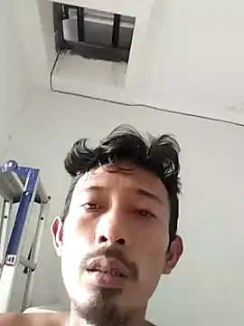 Dwirosebig online show from December 2025 02:27:01 AM