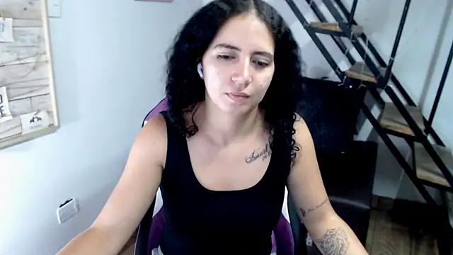 samantha baby  online show from October 2025 08:11:02 PM