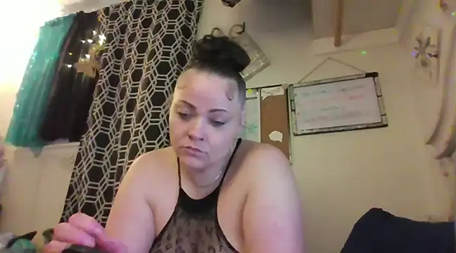 Snapshot of ThICk_JuIcEy chatting on January 2025 01:49:01 PM ThICk JuIcEy online show from January 2025 01:49:01 PM