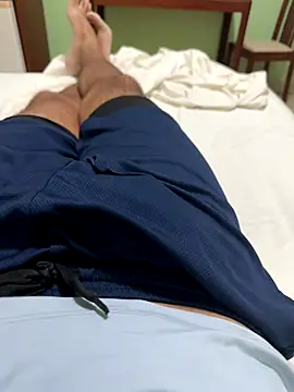 Snapshot of jhoshc-r chatting on November 2025 04:12:01 AM jhoshc-r online show from November 2025 04:12:01 AM