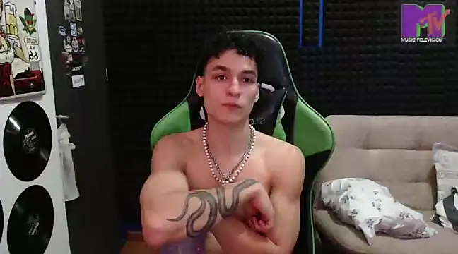 Curly Angel24 online show from February 2025 11:21:02 PM