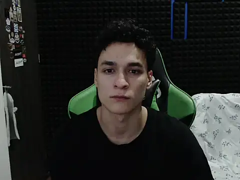 Curly Angel24 online show from December 2025 01:03:02 AM