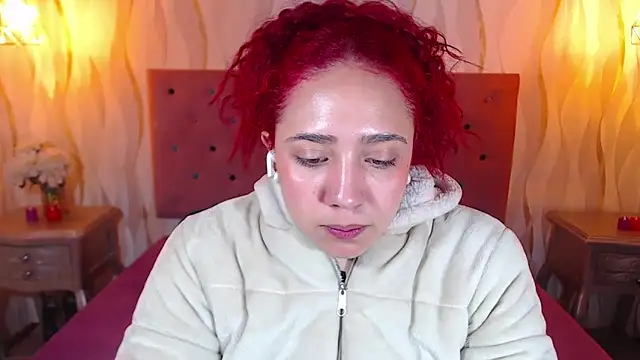 IsabelaLatina online show from February 2026 04:14:02 PM