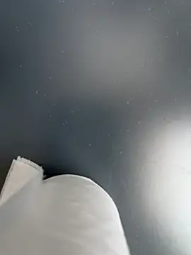 alieno27 online show from April 2026 04:07:01 PM