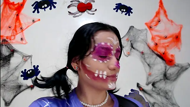 Snapshot of Sisirojas chatting on October 2025 08:31:01 PM Sisirojas online show from October 2025 08:31:01 PM