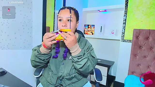 Charis 21 online show from September 2025 04:04:02 AM