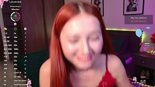 EleanorePeach online show from November 2025 07:04:02 PM