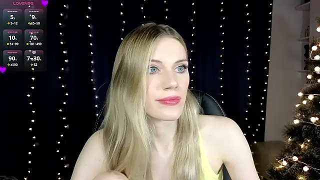 Lilianna Just online show from December 2024 03:10:01 PM