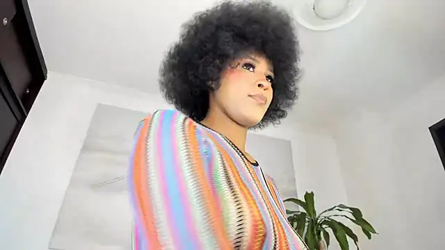 Apotheosis01 online show from November 2025 01:43:01 PM