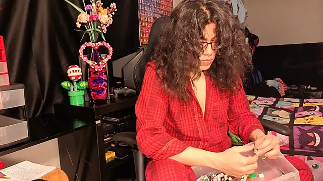 ShinyCherub online show from February 2025 08:40:02 AM