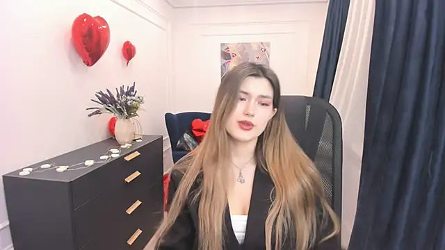 AnneTLi online show from February 2026 03:58:02 AM