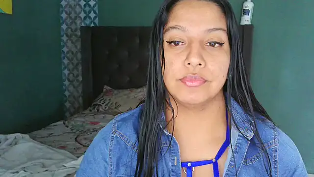 almaswan1 online show from December 2025 05:08:02 PM