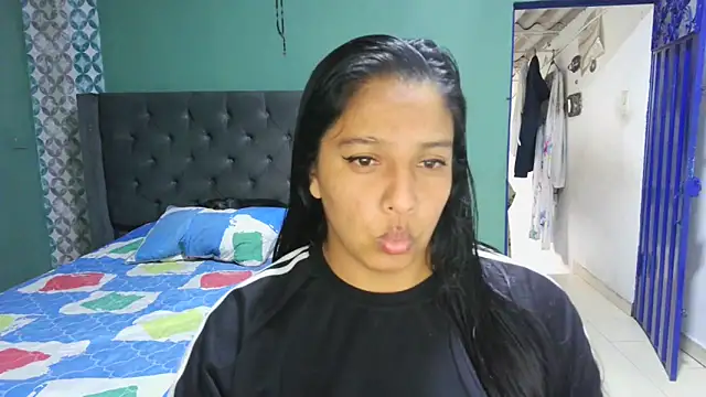 almaswan1 online show from January 2026 04:55:01 PM