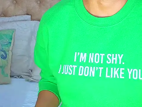 KeryHillson online show from October 2025 11:53:02 AM