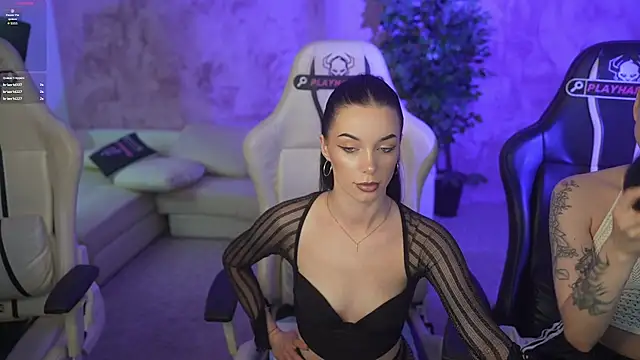 Snapshot of Angy_Netal chatting on June 2026 06:52:02 AM Angy Netal online show from June 2026 06:52:02 AM