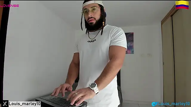 Louis marley   online show from December 2025 02:12:02 PM