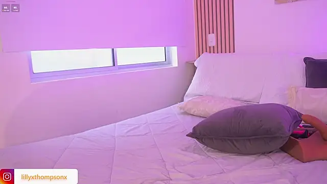 LillyThompson online show from November 2025 10:08:02 PM