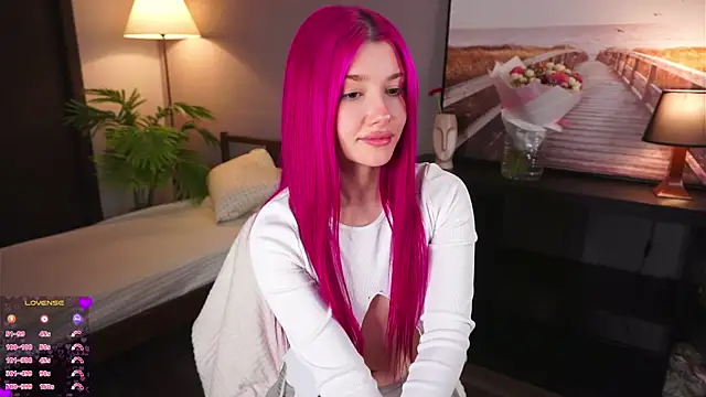 Snapshot of ShirleyCarolyn chatting on December 2024 01:54:01 AM ShirleyCarolyn online show from December 2024 01:54:01 AM