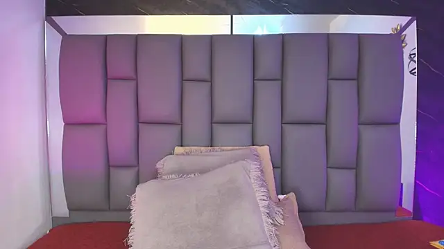  MiaBrown  online show from March 2026 12:11:01 PM