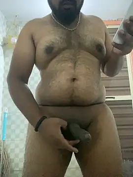 Snapshot of Honeydick7 chatting on February 2025 04:47:01 AM Honeydick7 online show from February 2025 04:47:01 AM