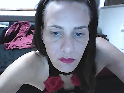 Emyly83 online show from July 2026 07:07:01 AM