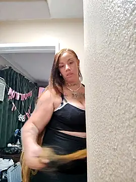 Snapshot of assonphatphat chatting on November 2025 04:11:01 AM assonphatphat online show from November 2025 04:11:01 AM