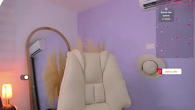 Snapshot of Andrea_Marinn chatting on February 2026 12:50:02 AM Andrea Marinn online show from February 2026 12:50:02 AM