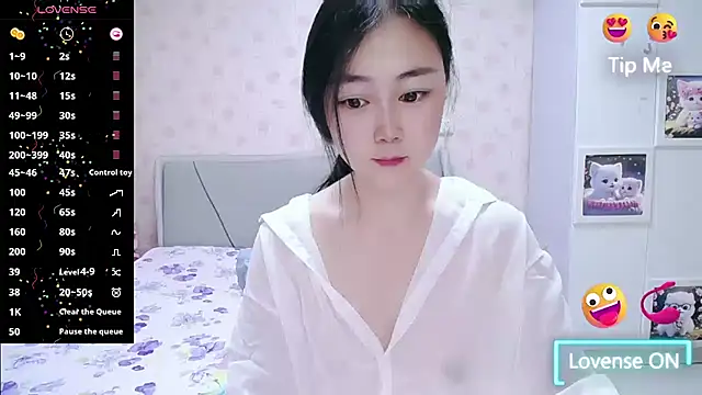 Snapshot of Elvira_baby chatting on June 2026 02:46:02 AM Elvira baby online show from June 2026 02:46:02 AM