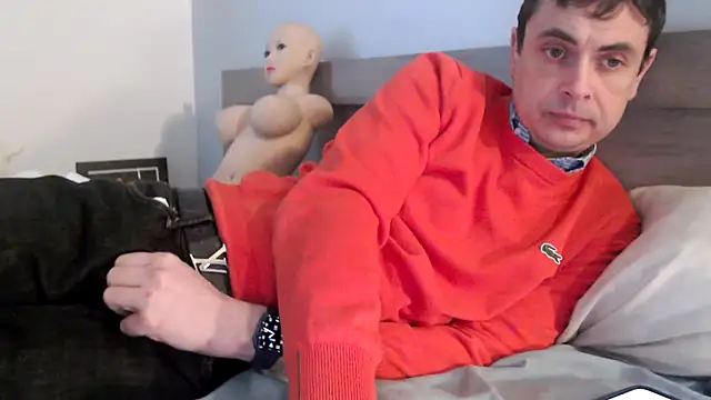 freddy0222222 online show from February 2025 12:17:02 PM