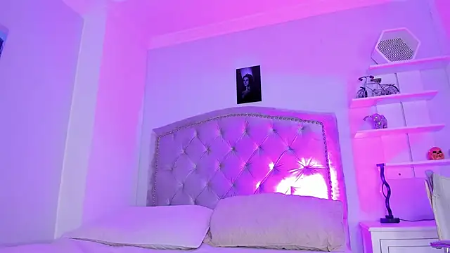 CamileHolmes online show from December 2024 05:21:01 AM