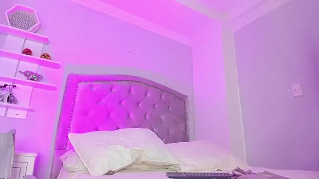 CamileHolmes online show from January 2025 08:08:01 AM