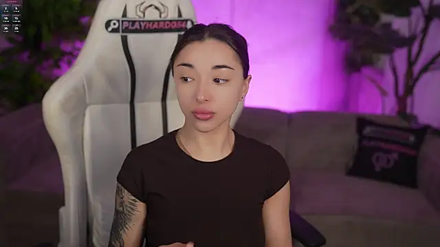 Snapshot of Jasmine_Flow chatting on May 2026 07:13:01 AM Jasmine Flow online show from May 2026 07:13:01 AM