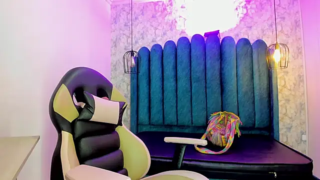 nalalye cruzz  online show from December 2025 02:28:02 AM