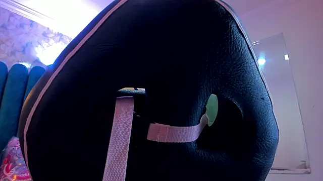 nalalye cruzz  online show from April 2026 03:07:02 AM